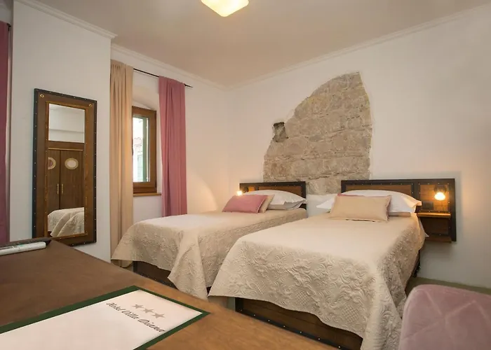Hotel Diana