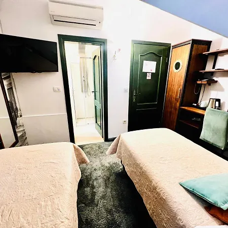 Diana Hotel