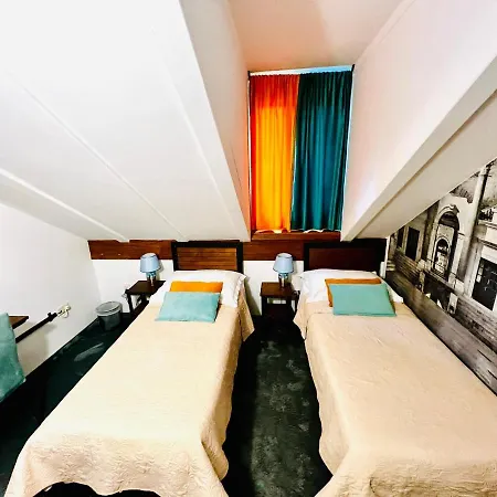 Diana Hotel 3*