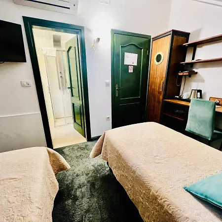 Diana Hotel 3*